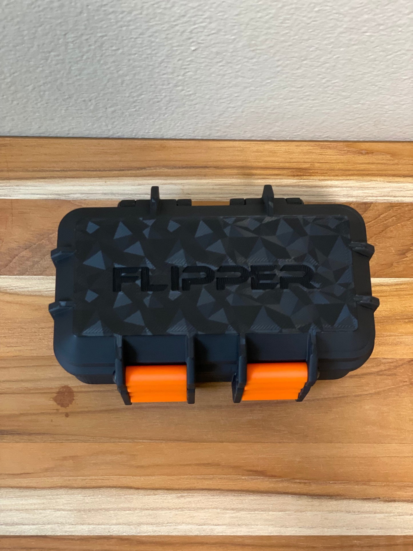 flipperzero Hard protective storage case - Updated Holographic version with Interchangeable Black Latches - Secure Your Device.