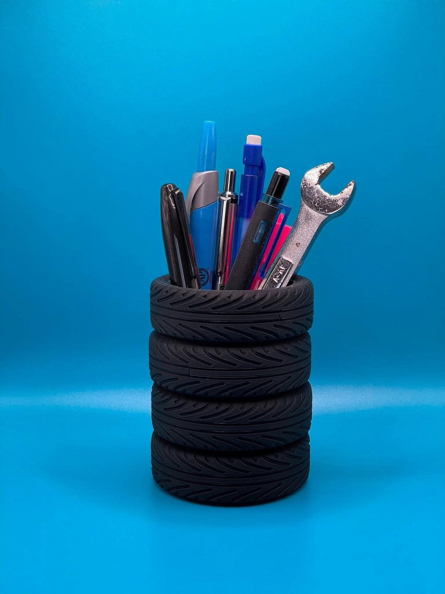 Rugged Tire Pen Holder - Perfect Gift for Car Enthusiasts & Dads!
